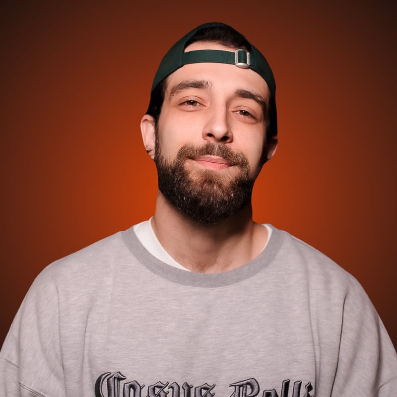 Адам Березов